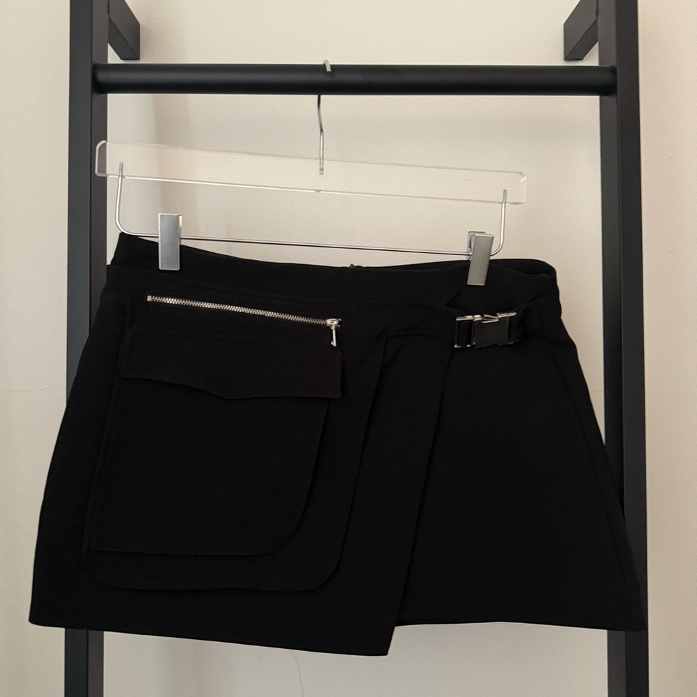 Zara Black Buckle Mini Skirt size medium